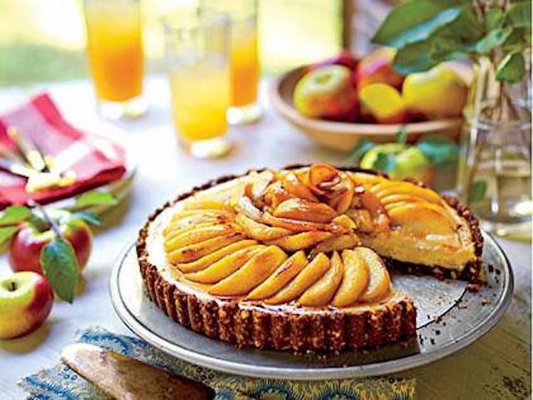 Caramel Apple Cheesecake Tart