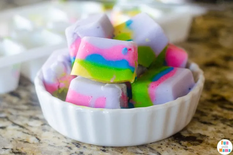 unicorn birthday party ideas: UNICORN YOGURT BITES