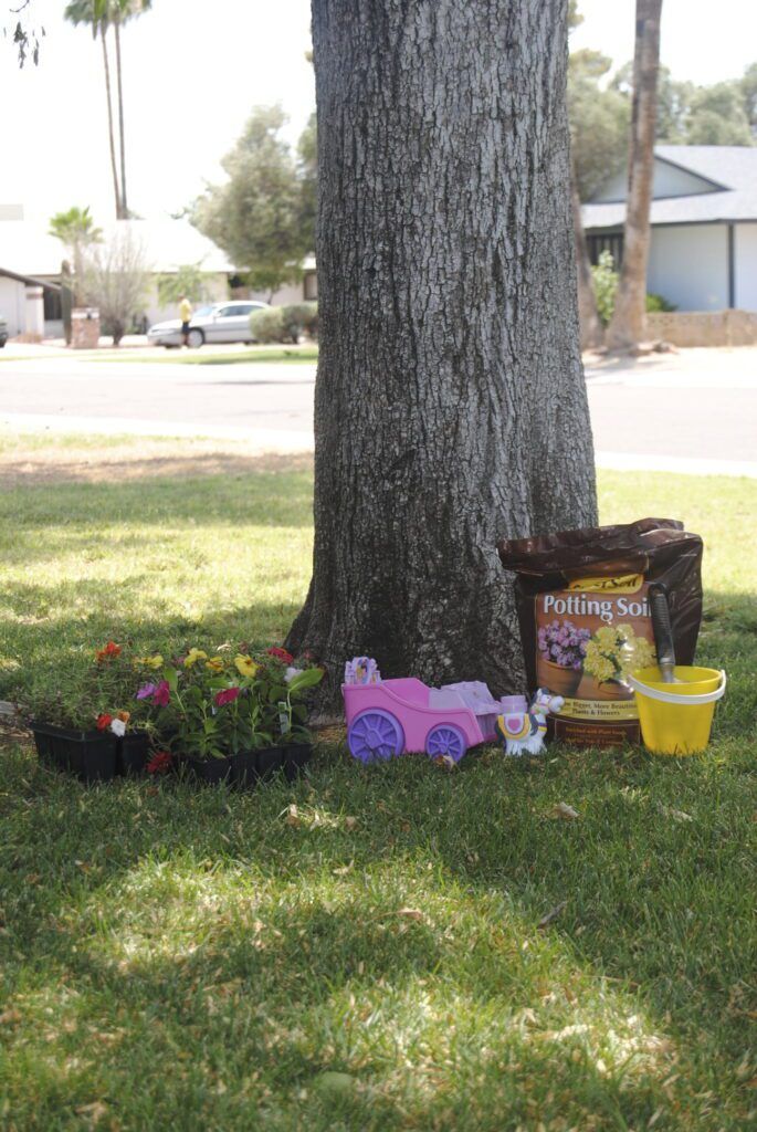 princess carriage flower planter