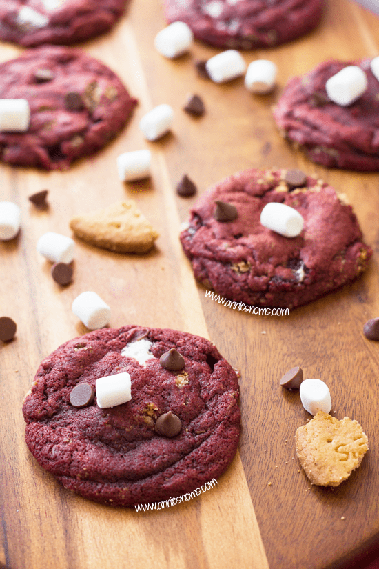 Red Velvet S’mores Cookies