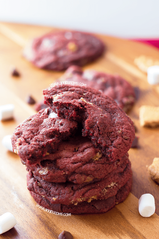 Red Velvet S'mores Cookies