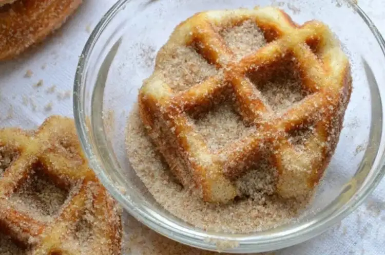 Cinnamon Sugar Waffle Bites