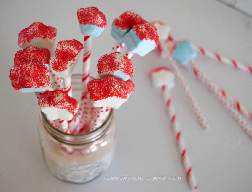 If you're in need of some fun bite-sized treats for the little ones this Memorial Day or for a Fourth of July gathering, you can make up some Patriotic Marshmallow Pops in three easy steps!