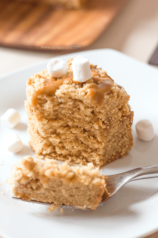 Biscoff Marshmallow Crumb Cake