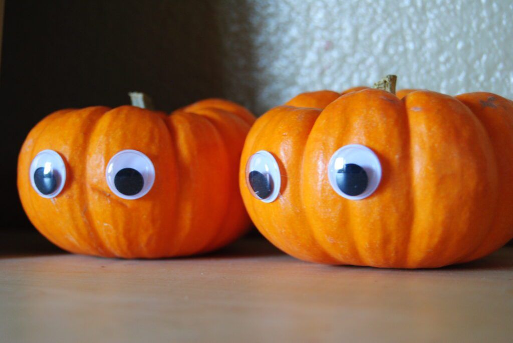 googly eye pumpkins