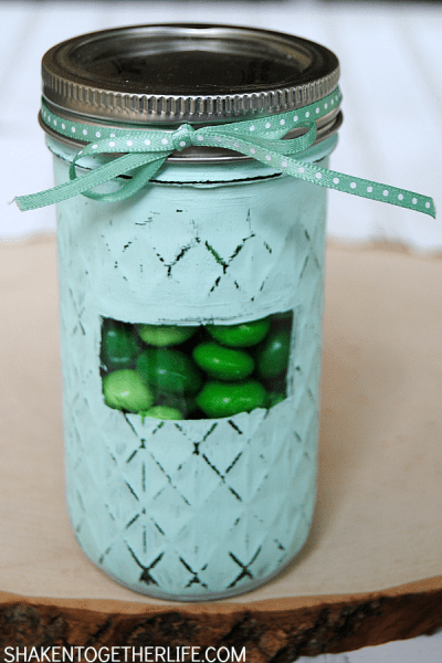 Peek-a-boo Mason Jar Candy Holders - love those little windows so you can see what is inside! Perfect for teacher gifts and Mothers Day!