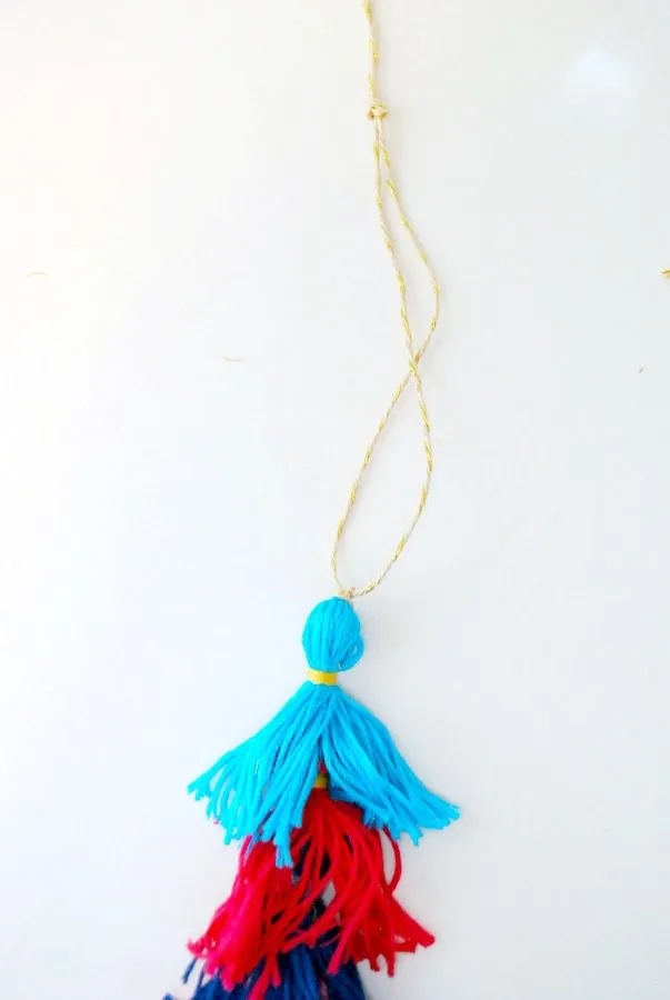 DIY Tassel Charm 11