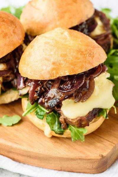 Mini-Steak-Sandwich-Recipe-with-Brie-1