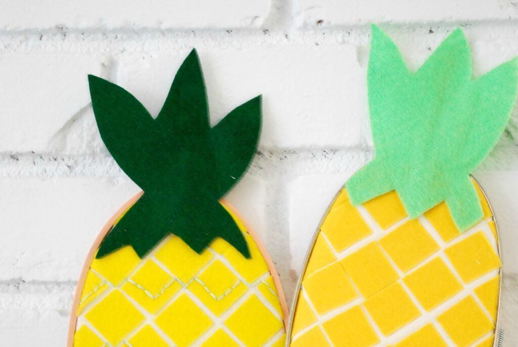 An Embroidery Hoop Pineapple that is simple to make and perfect for summer