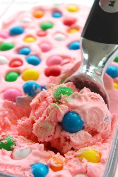 No-Churn-Bubble-Gum-Ice-Cream-3