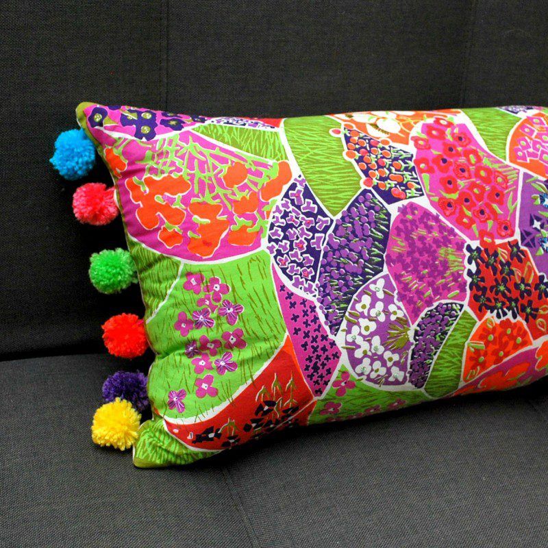 Turn-a-Vintage-Scarf-into-a-Lumbar-Pillow-The-Silly-Pearl-800x800