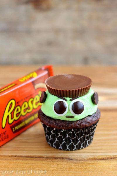 These Halloween Treats for Kids are a little bit spooky and a whole lot of fun!