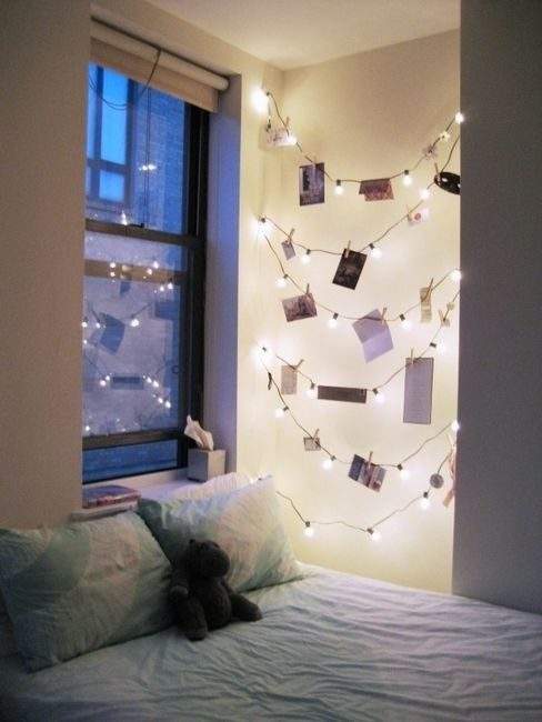 clothespins-on-christmas-lights-for-holiday-cards