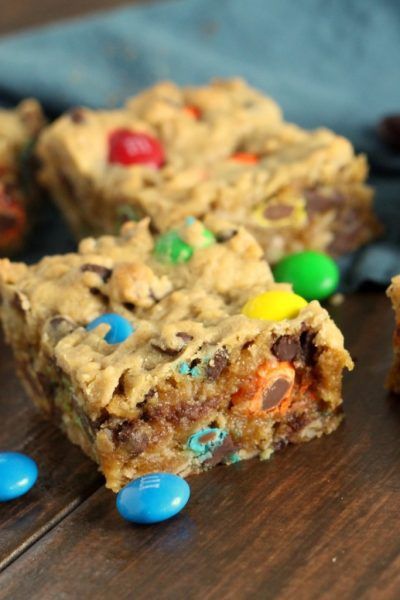 cookie bars with M&Ms