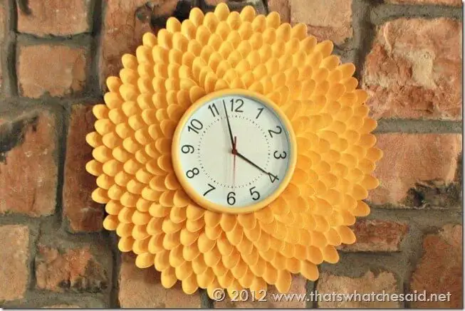 It's simple to Make Your Own Clock and add a special touch to your home decor.