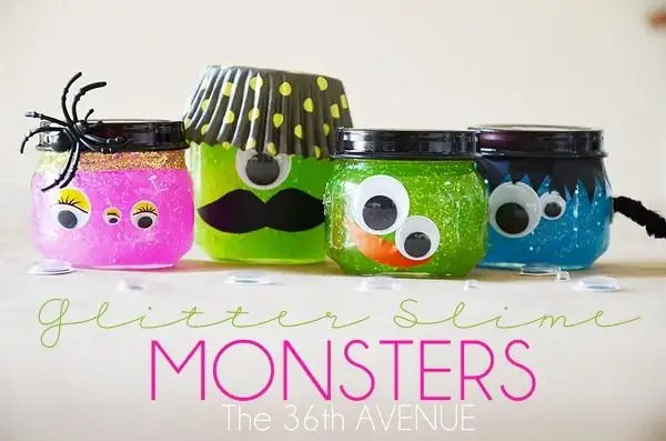 Here are some great ideas to recycle baby food jars and put them to use in fun and creative ways! 