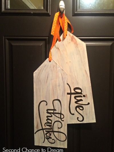 http://secondchancetodream.com/2014/11/diy-give-thanks-wood-tags.html