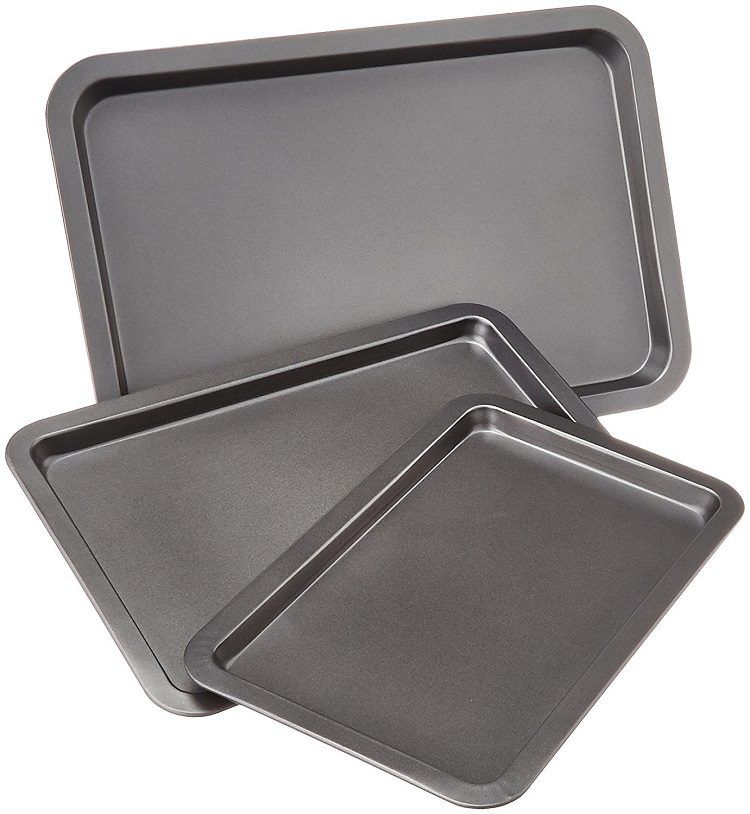 AmazonBasics 3-Piece Baking Sheet Set - top baking sheet