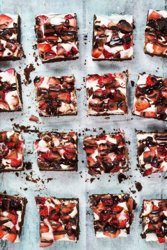 strawberry-cream-cheese-brownies