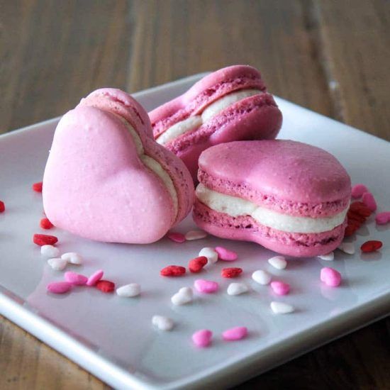 valentines heart macarons