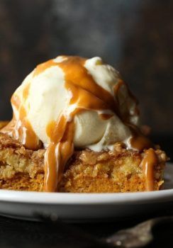 pumpkin dump cake