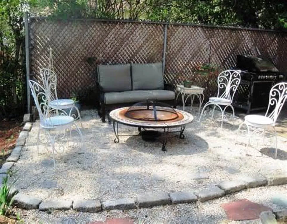 Classy Gravel Fire Pit and Seating Area
