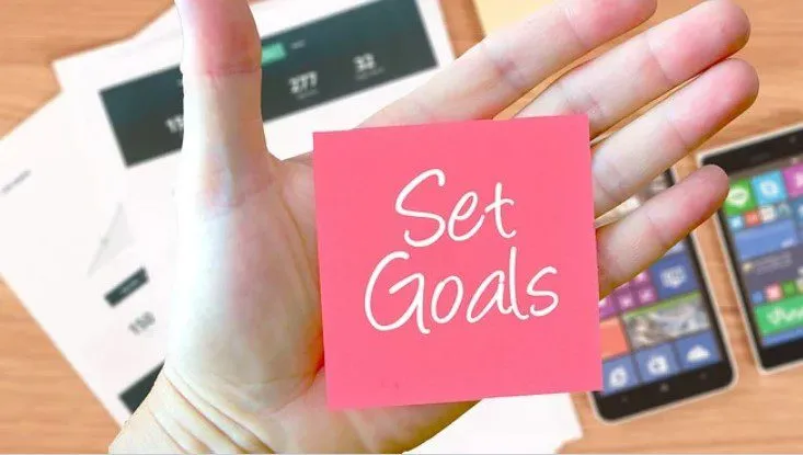 set goals to declutter