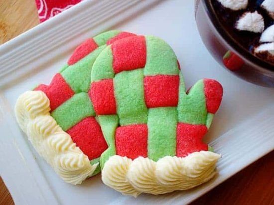 Holiday Mitten Cookies