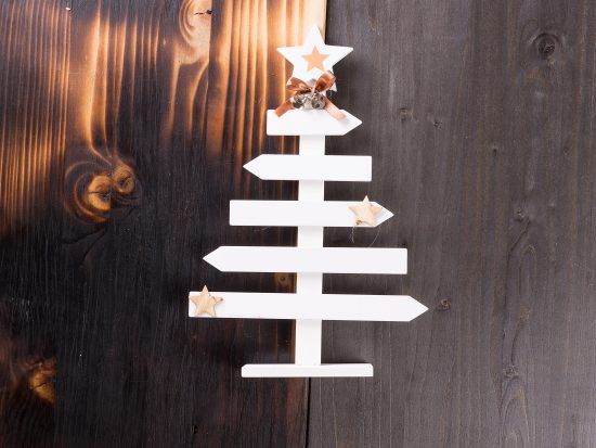 Scrap Pallet Wood Christmas Tree