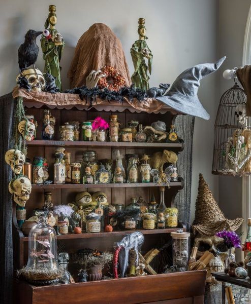 Creepy Halloween Decor Ideas - Halloween Apothecary Jars